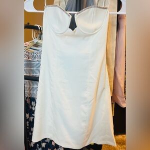 Zara Elegant White Strapless Dress